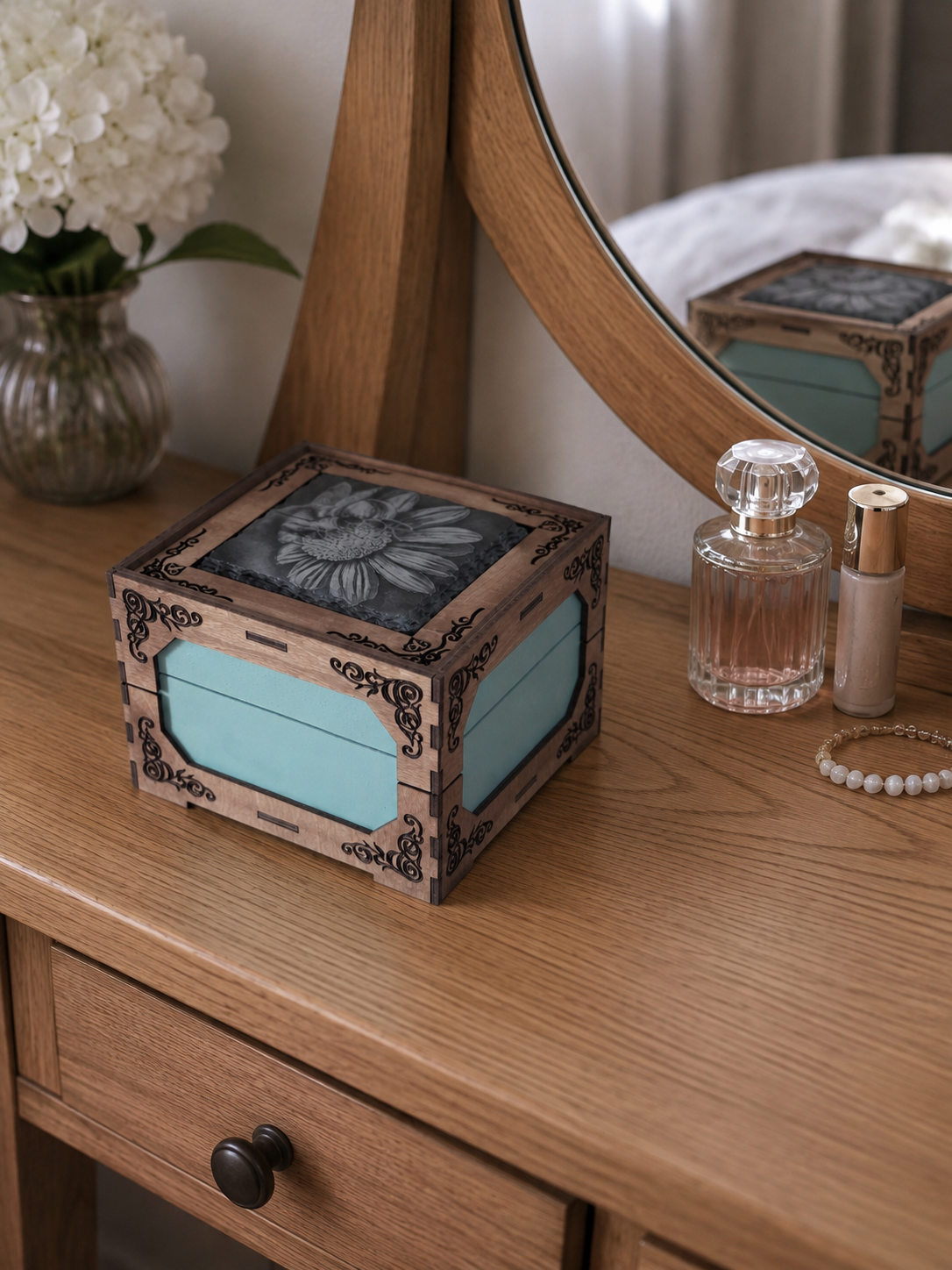 Trinket box
