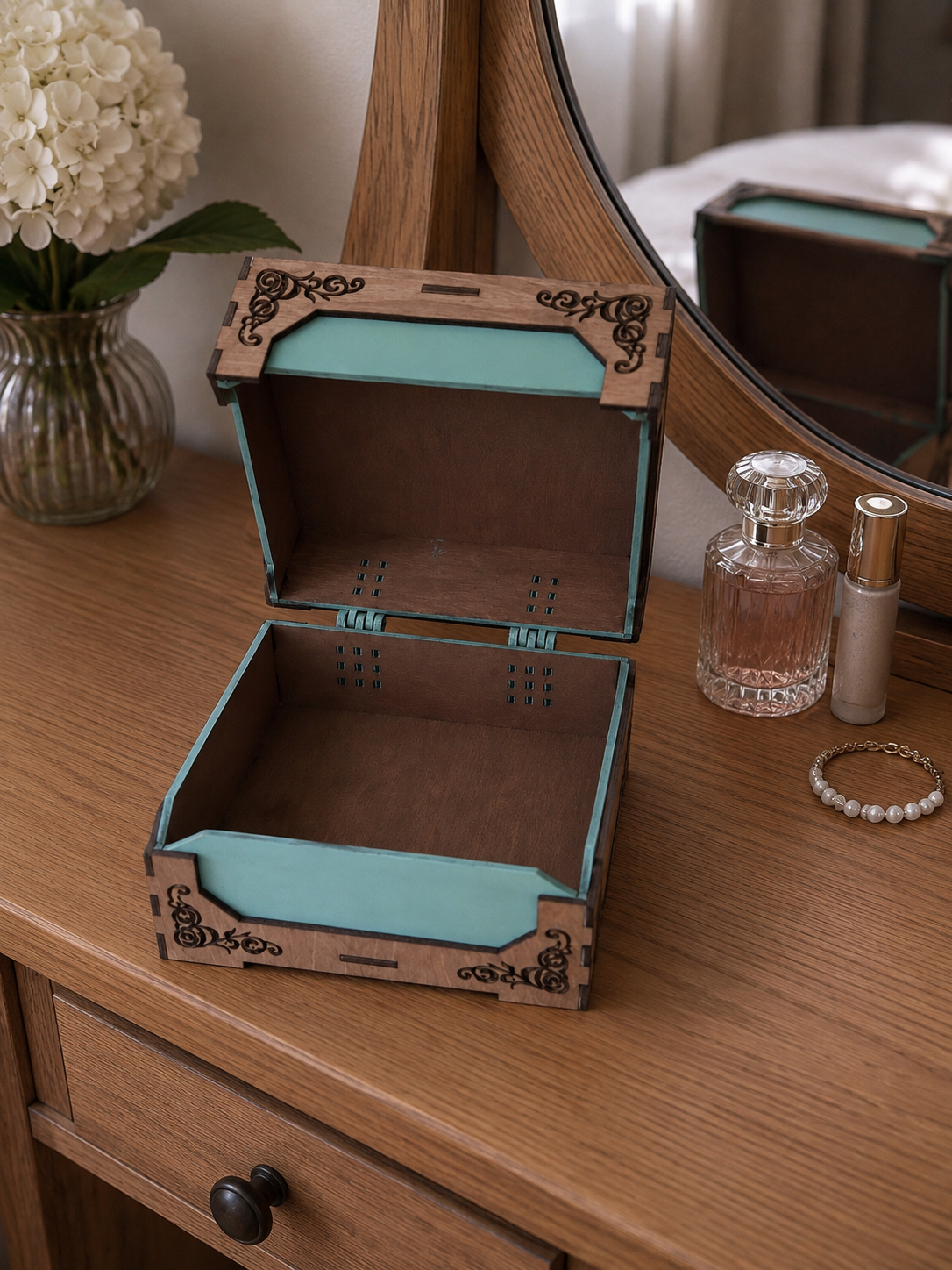 Trinket box